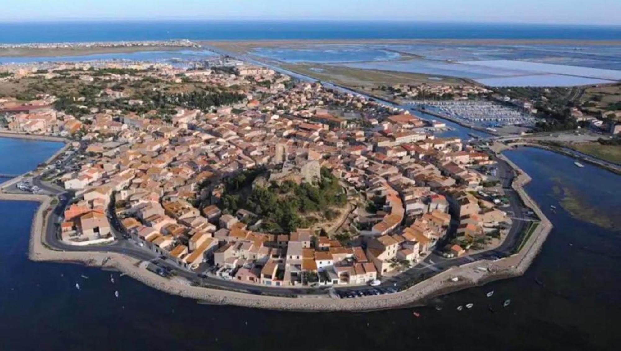 Petit Nid Douillet De Gruissan A 200M De La Plage Exterior photo